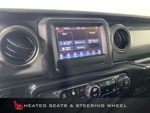 Used 2023 Jeep Wrangler Unlimited w/ Cold Weather Group AWD/4WD image 5