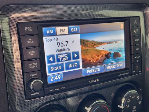 Used 2009 Dodge Challenger SRT8 w/ SRT Option Group II image 21