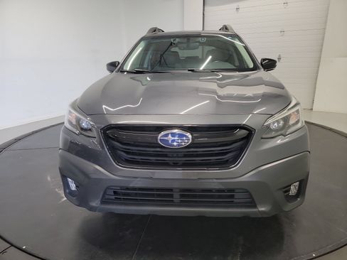 Used 2021 Subaru Outback Onyx Edition XT w/ Popular Package #2 AWD/4WD image 2