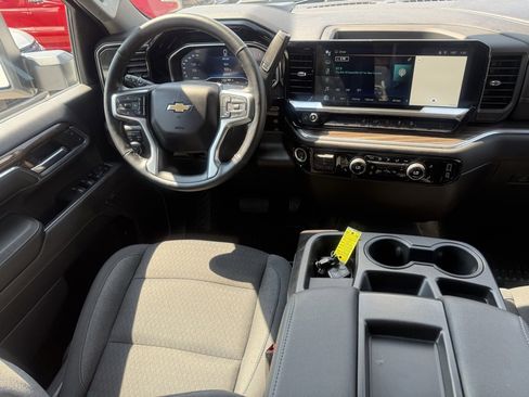 Used 2024 Chevrolet Silverado 3500 LT w/ Convenience Package image 16