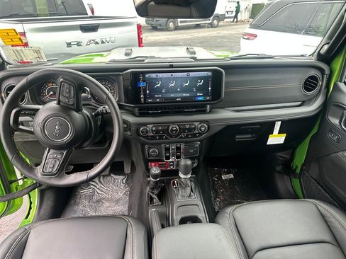 New 2025 Jeep Wrangler Unlimited Rubicon 392 AWD/4WD image 15