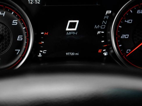 Used 2018 Dodge Charger GT AWD/4WD image 27