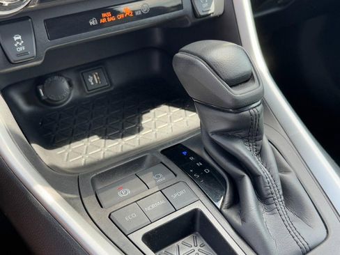 Used 2024 Toyota RAV4 XLE image 19