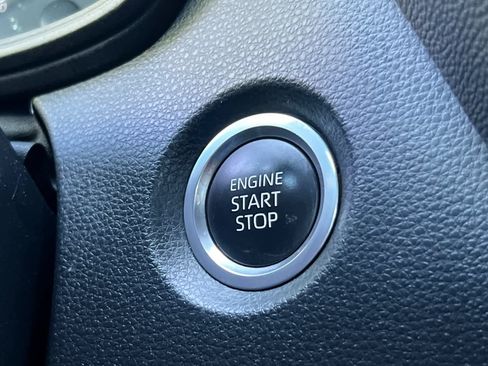 Used 2024 Toyota Corolla SE FWD image 22
