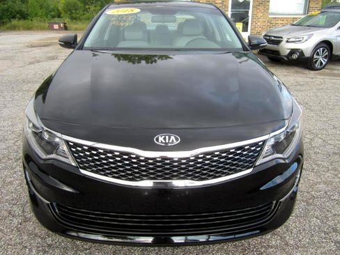 Used 2018 Kia Optima EX image 3