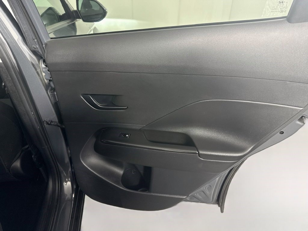 Used 2024 Hyundai Kona SEL w/ Convenience Package FWD image 26