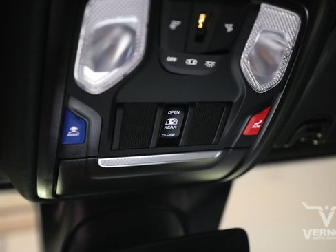 New 2025 RAM 2500 Tradesman image 31