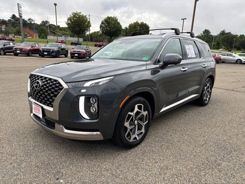 Used 2022 Hyundai Palisade Calligraphy image 1