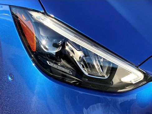 Used 2025 Mercedes-Benz C 300 4MATIC Sedan image 24