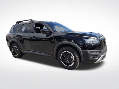 Used 2025 Nissan Pathfinder Rock Creek image 1