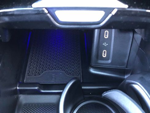 New 2026 Mercedes-Benz GLC 300 GLC 300 image 32