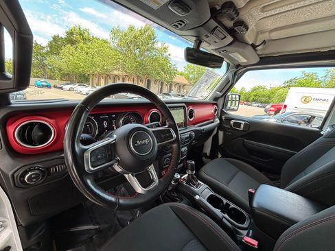 Used 2022 Jeep Gladiator Rubicon w/ LED Lighting Group AWD/4WD image 11