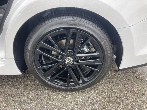 Used 2026 Toyota Camry SE w/ Convenience Package image 19