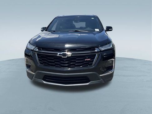 Used 2023 Chevrolet Traverse RS w/ LPO, Floor Liner Package FWD image 10