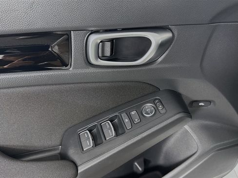 Used 2024 Honda Civic EX image 18