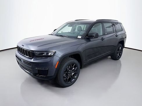 New 2025 Jeep Grand Cherokee L Limited image 3