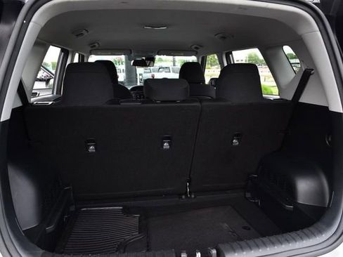 Used 2024 Kia Soul LX w/ Option Group 015 FWD image 21
