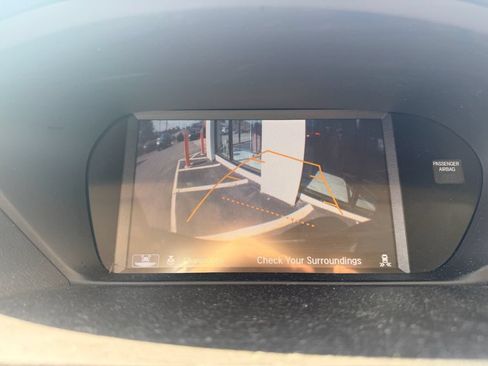 Used 2017 Acura TLX w/ Advance Package FWD image 5
