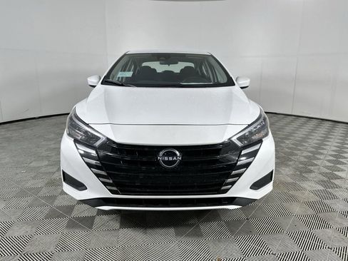 New 2025 Nissan Versa SV w/ Trunk Package FWD image 3
