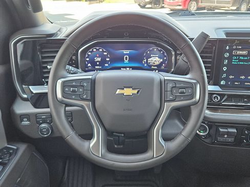 Used 2025 Chevrolet Silverado 1500 LT w/ Protection Package AWD/4WD image 15