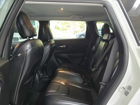 Used 2020 Jeep Cherokee Trailhawk w/ Comfort/Convenience Group image 20