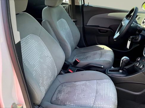 Used 2017 Chevrolet Sonic LT FWD image 24
