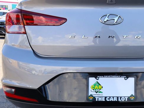 Used 2020 Hyundai Elantra Value Edition w/ Cargo Package (C1) FWD image 19