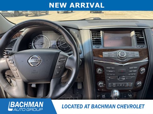 Used 2017 Nissan Armada Platinum w/ Interior Lighting Package AWD/4WD image 7
