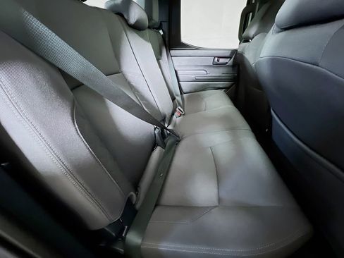 Certified 2025 Toyota Tacoma SR5 AWD/4WD image 23