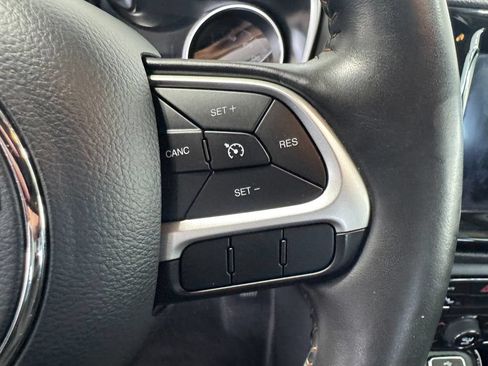 Used 2018 Jeep Compass Limited w/ Navigation Group AWD/4WD image 16