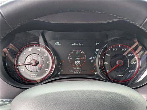 Used 2017 Dodge Charger SE w/ Blacktop Package RWD image 14