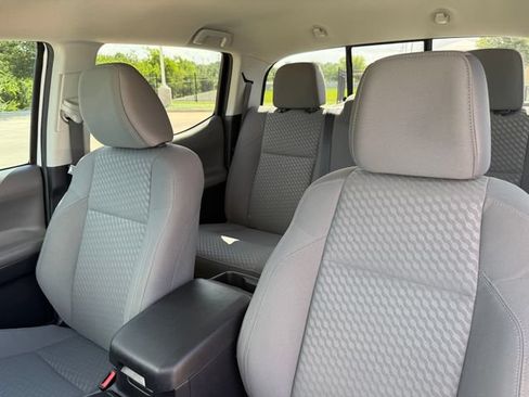 Used 2023 Toyota Tacoma SR AWD/4WD image 14