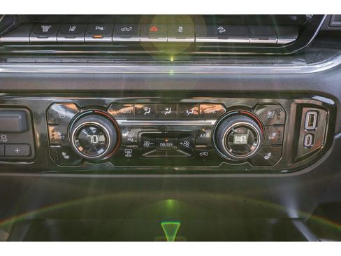 Used 2025 Chevrolet Silverado 2500 LTZ w/ Trail Boss Package image 17