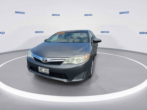 Used 2013 Toyota Camry L image 4