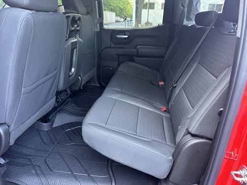 New 2025 Chevrolet Silverado 1500 Custom image 18