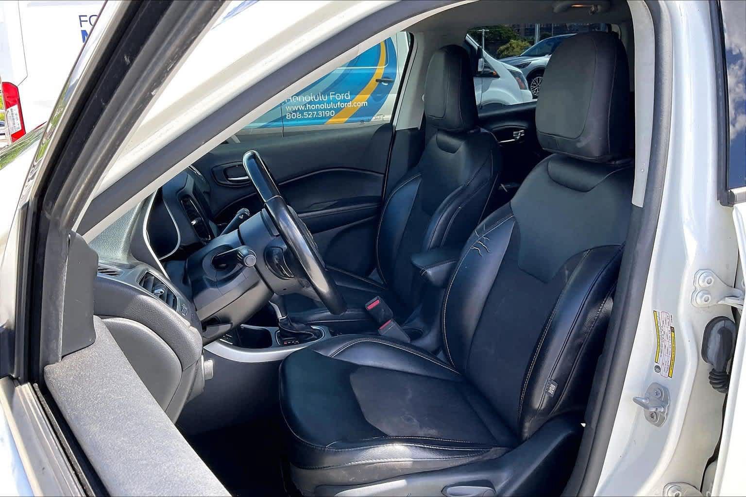 Used 2020 Jeep Compass Latitude w/ Safety & Security Group FWD image 11