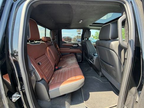 Used 2025 GMC Sierra 1500 Denali Ultimate AWD/4WD image 12