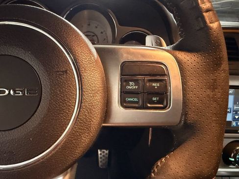 Used 2012 Dodge Challenger SRT8 RWD image 17