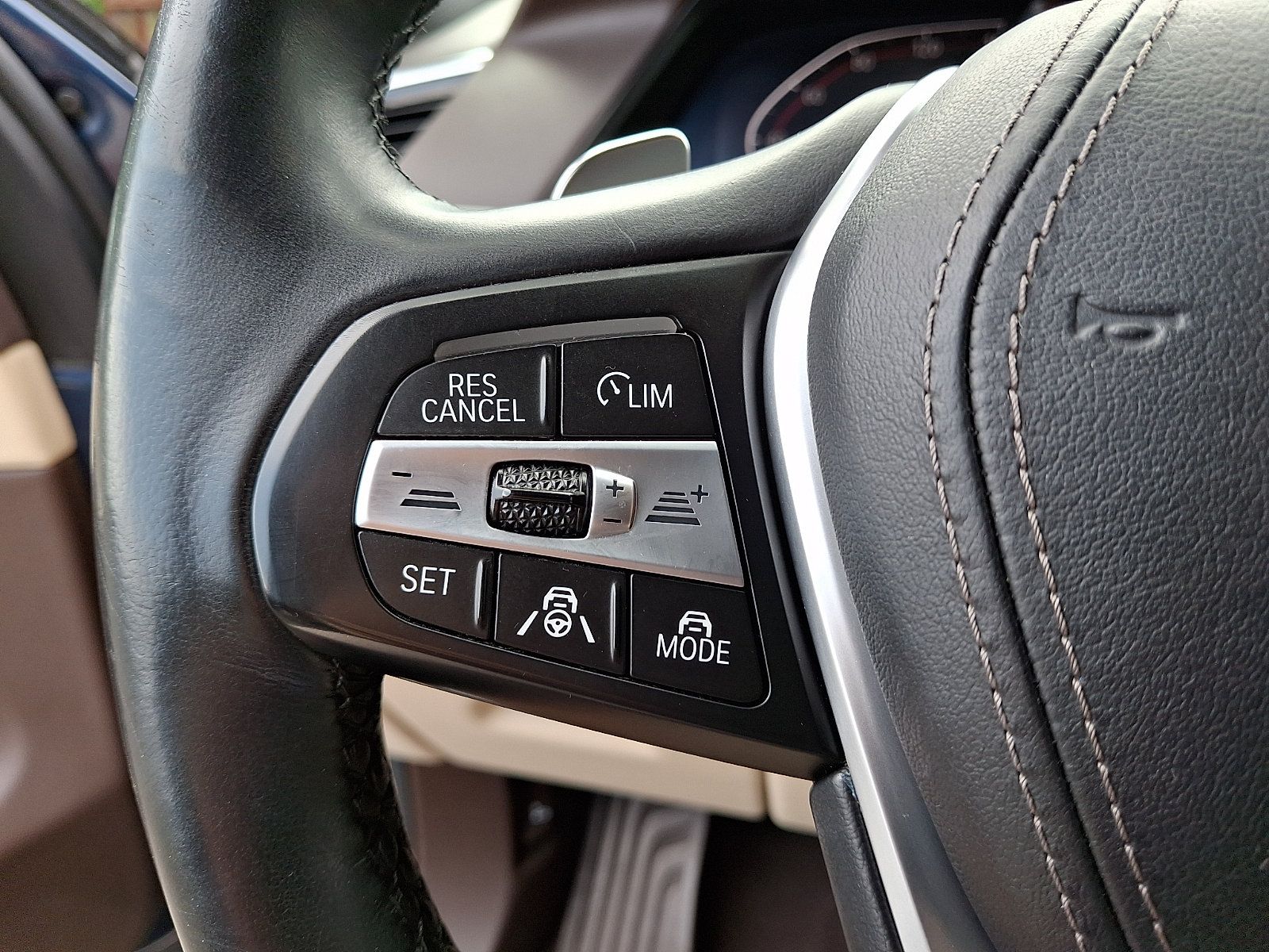 Used 2019 BMW X5 xDrive40i AWD/4WD image 18