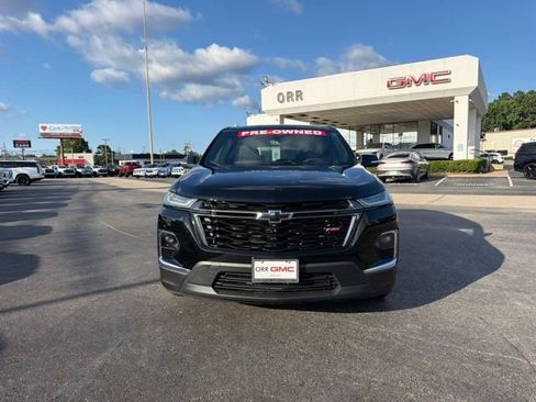 Used 2022 Chevrolet Traverse RS FWD image 3