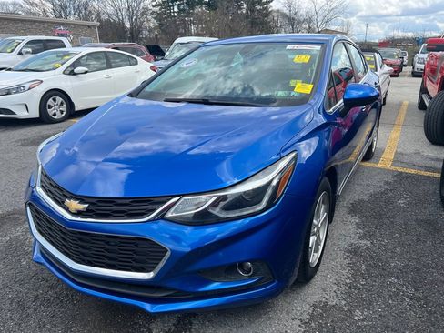 Used 2016 Chevrolet Cruze LT image 1