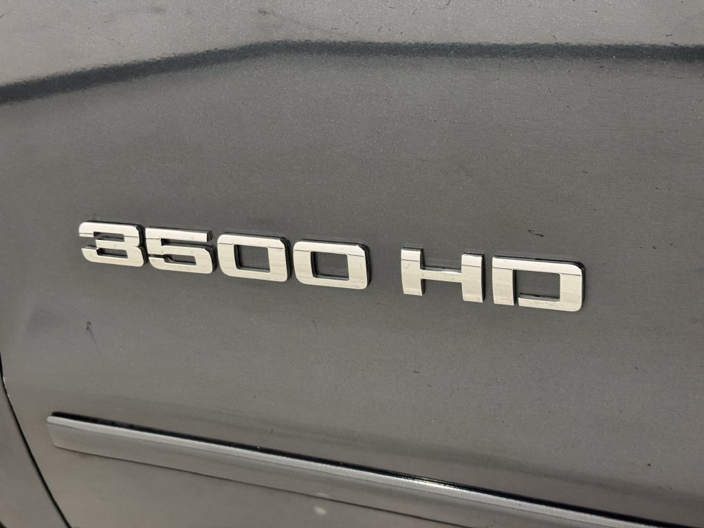 Used 2018 GMC Sierra 3500 SLE w/ SLE Preferred Package AWD/4WD image 31