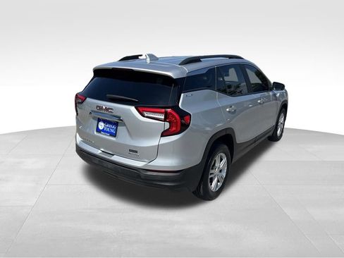 Used 2022 GMC Terrain SLE AWD/4WD image 7
