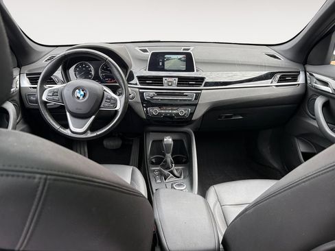Used 2019 BMW X1 xDrive28i w/ Convenience Package AWD/4WD image 10