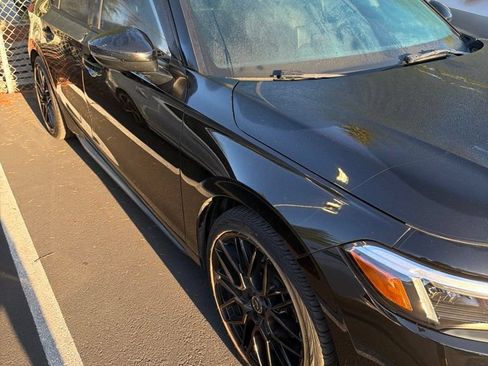 Used 2022 Honda Civic Sport Touring image 3