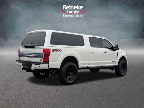Certified 2022 Ford F250 Platinum w/ FX4 Off-Road Package image 5