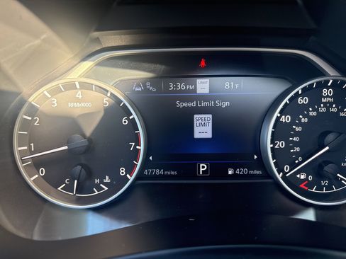 Used 2020 Nissan Murano Platinum w/ Cargo Package image 19