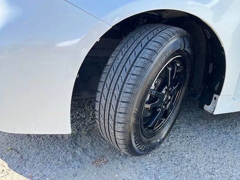 Used 2015 Toyota Prius Two image 18