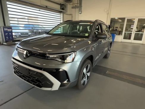 Certified 2025 Volkswagen Taos S AWD/4WD image 15