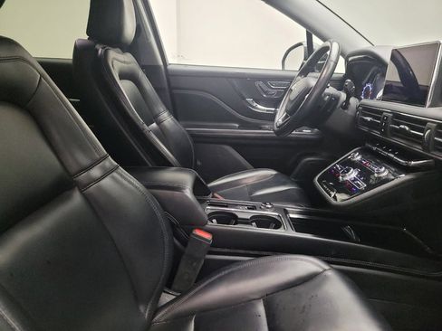 Used 2021 Lincoln Corsair AWD image 21